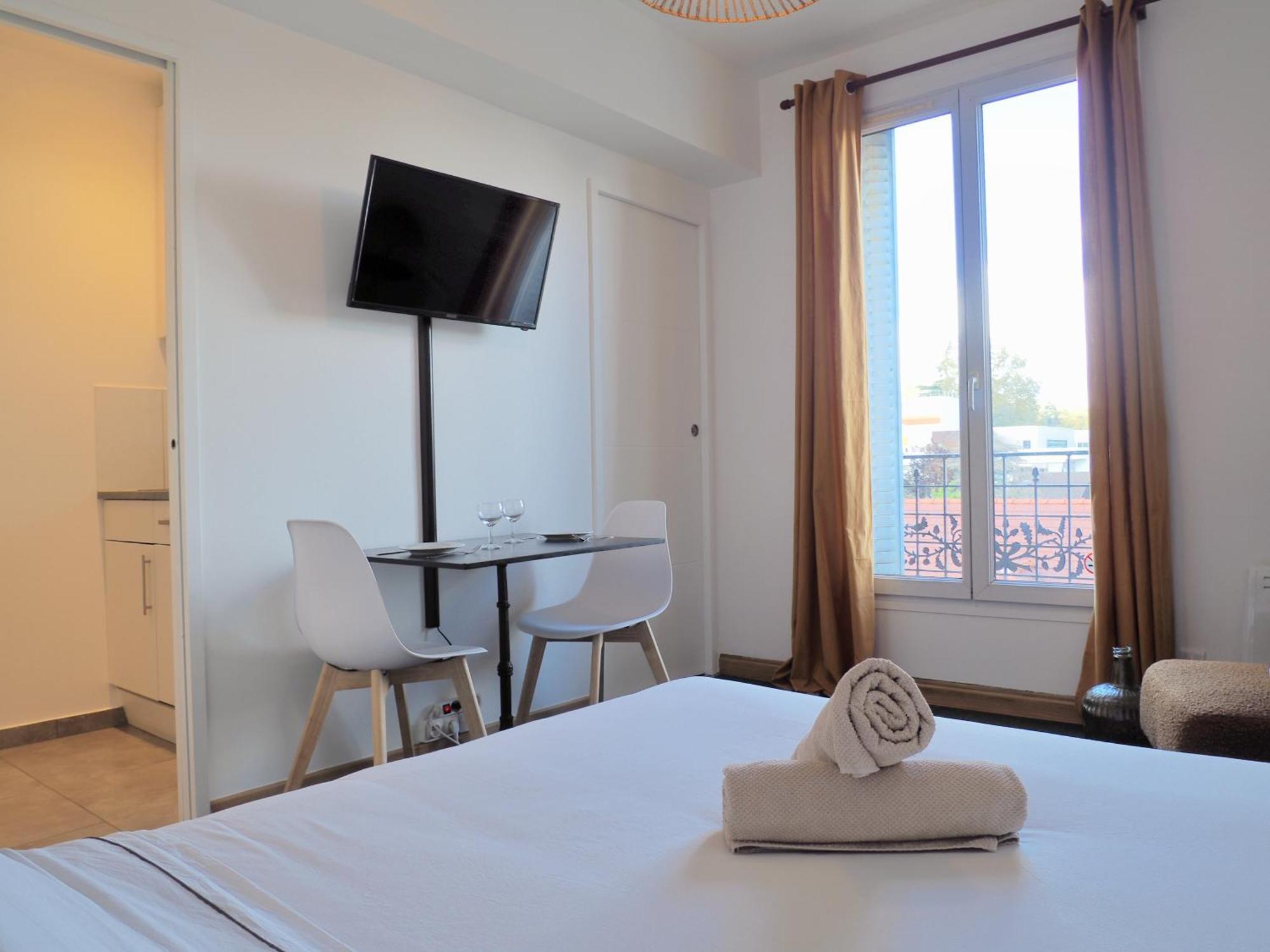 The Happy Stay - Duke Housing Витри-сюр-Сен Экстерьер фото